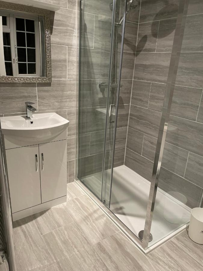 Vale Nky Apartment Rooms Лондон Экстерьер фото