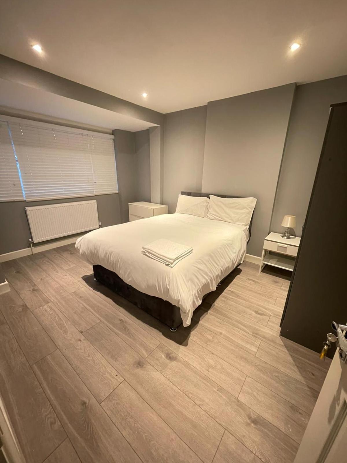 Vale Nky Apartment Rooms Лондон Экстерьер фото