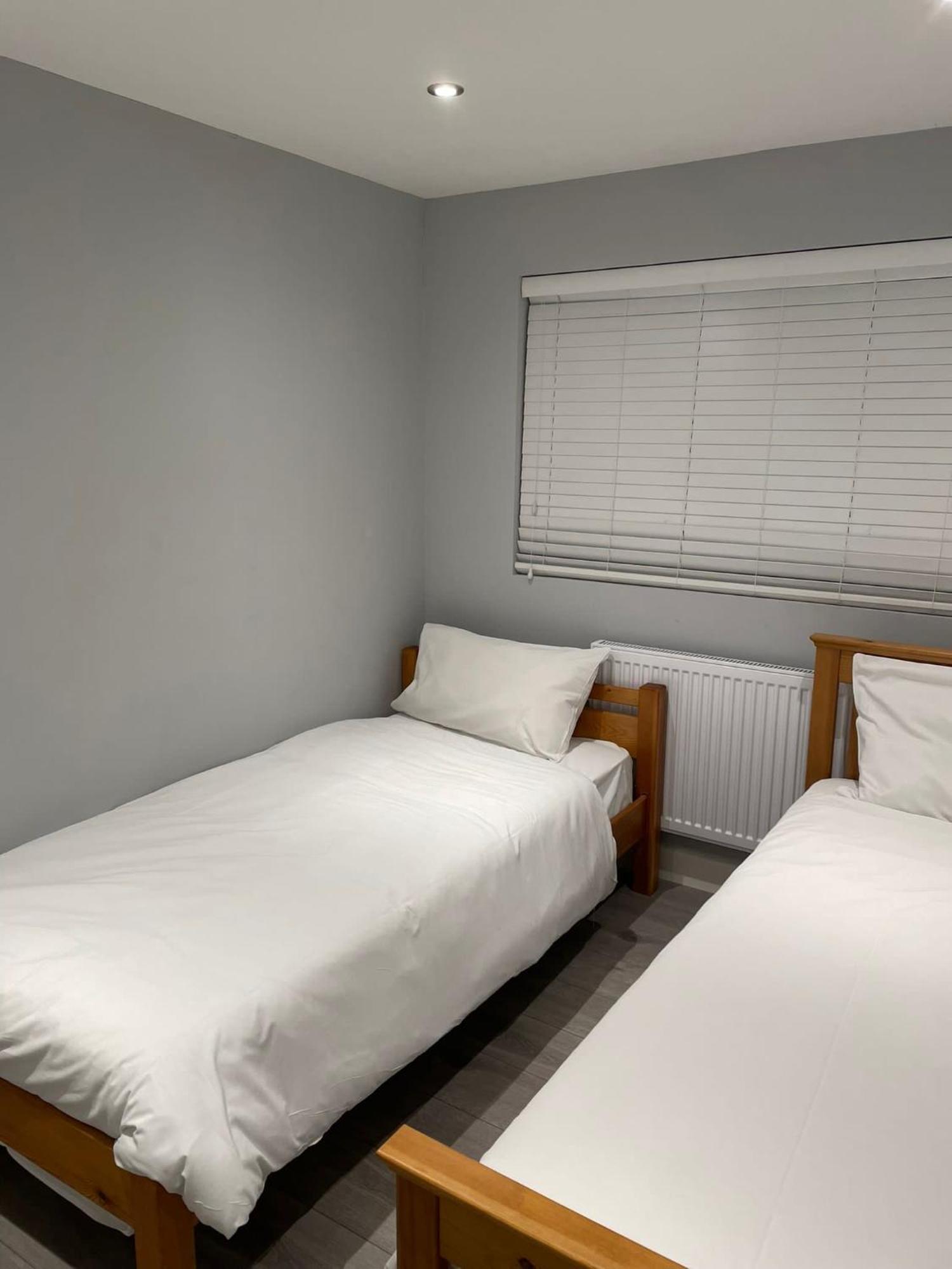 Vale Nky Apartment Rooms Лондон Экстерьер фото